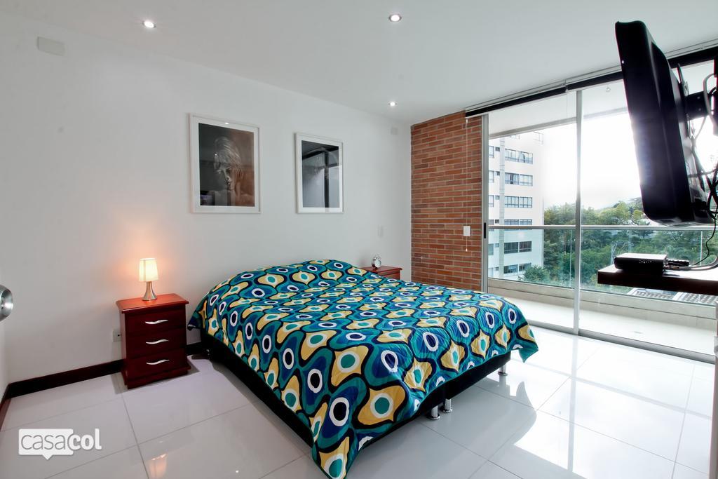 Blux Apartamentos Medellin Bagian luar foto